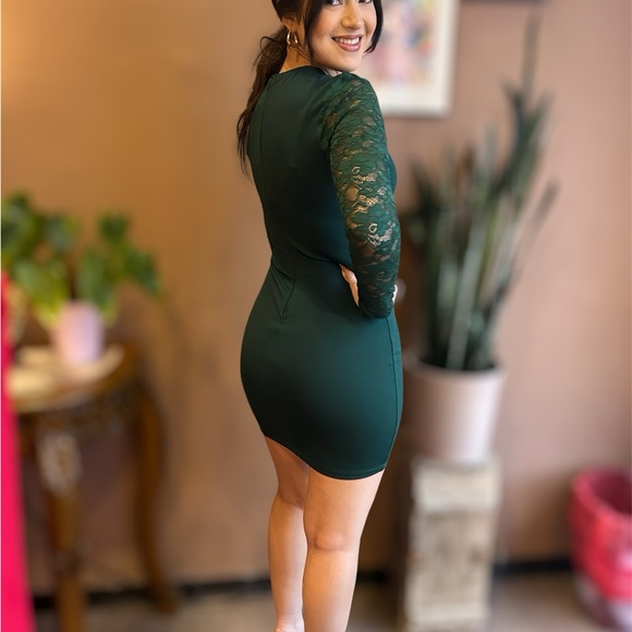 Hunter Green Lace Long Sleeve Mini Cocktail Dress NWT - Picture 7 of 12